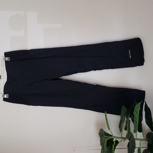 Obermeyer black snow pants, ski snowboard pants, women's size 6 - Picture 8 of 12